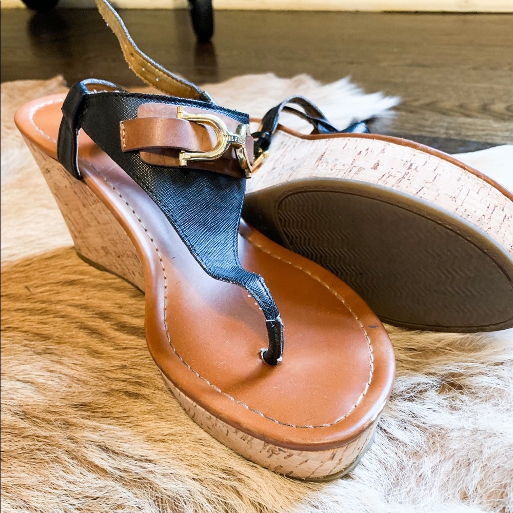 Tommy Himfiger wedges. Brown and black!